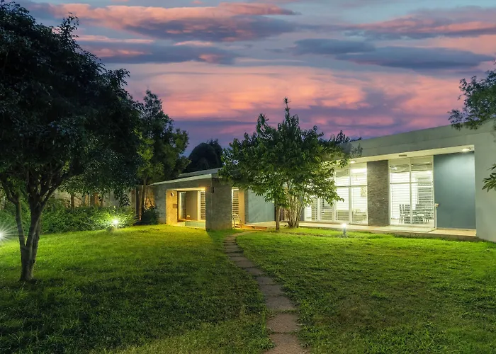 Treebo Midvalley Residence